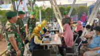 WhatsApp Image 2026-08-13 at 12.21.37 40 Warga Bugel Manfaatkan Cek Kesehatan Gratis dari Koramil Tangerang